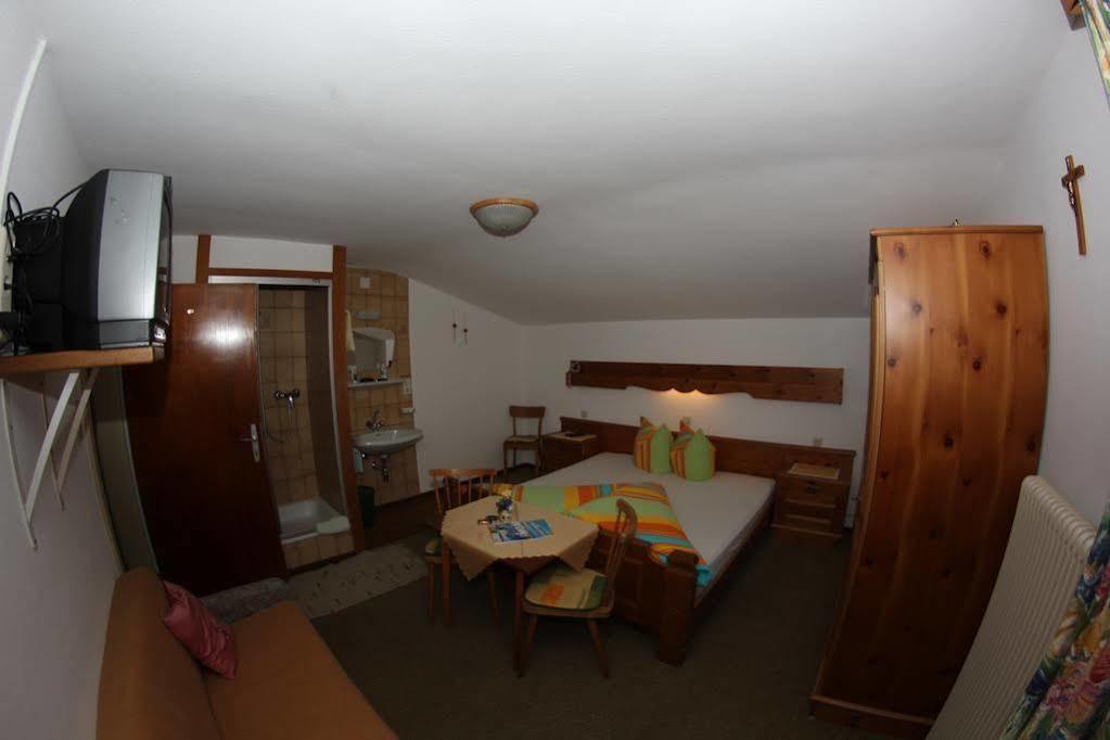 Gasthof Pension Berghof Hippach Ngoại thất bức ảnh